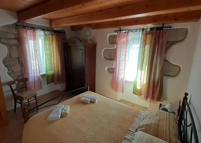 Kuca - Krcina 茨雷斯